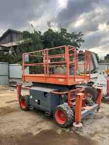 Dizel qayçı platforma Dizel qayçı platforma