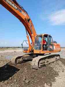 Ekskavator Doosan 360, 2015 il icarəsi Ekskavator Doosan 360, 2015 il icarəsi