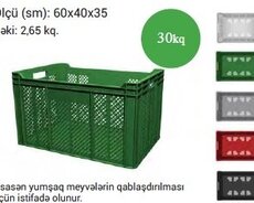 Plastik yeşiklər