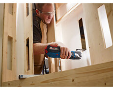 Mebel ustası sifarişlə