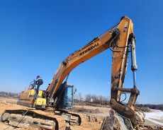 Hyundai Hx300