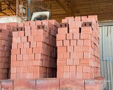 16 qəpikdən başlayan kərpiclər