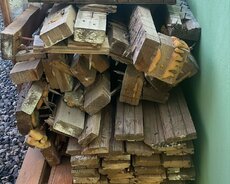 Döşəmə , taxta və laq