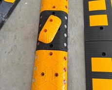 Trampilin -sürət azaldıcı maneə