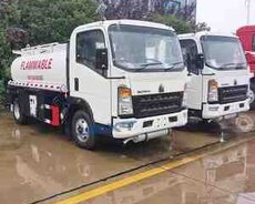 Yanacaq maşını HOWO 4X2, 2025 il