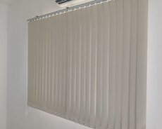 Dikey vertikal jalüz