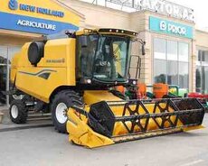 Kombayn New Holland TC4.90