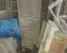 Taxta qapı və pəncərə