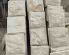 Ağlay və tamet daşlar