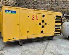 Generator icarəsi