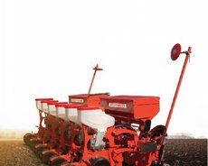 Maschio Gaspardo MTR 6 440 sm işləmə eni ilə bu aqreqat böyük