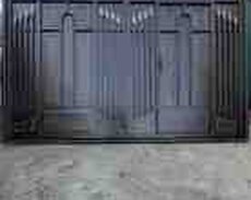 Darvaza (en 3.50 m, hündürlük 3 m)